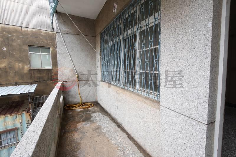 秒殺家樂福大地坪透天房屋室內格局與周邊環境