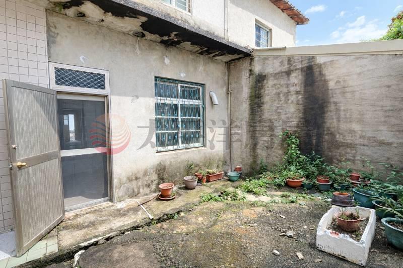 秒殺家樂福大地坪透天房屋室內格局與周邊環境