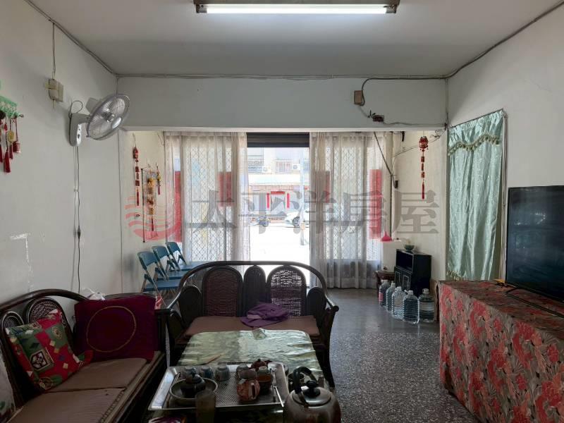 正十米漂亮一樓店住房屋室內格局與周邊環境