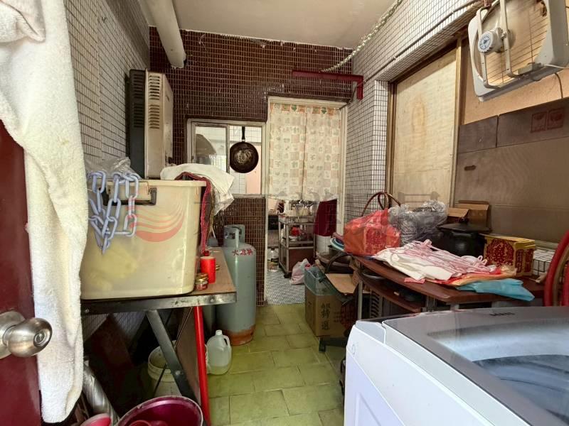 正十米漂亮一樓店住房屋室內格局與周邊環境