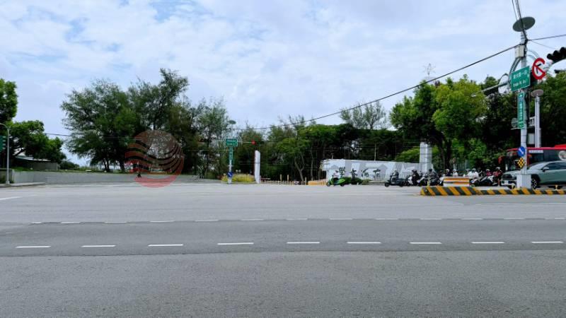 獨家東海商圈㊣台灣大道雙金店面套房房屋室內格局與周邊環境