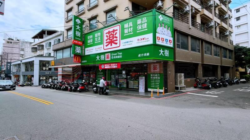 獨家東海商圈㊣台灣大道雙金店面套房房屋室內格局與周邊環境