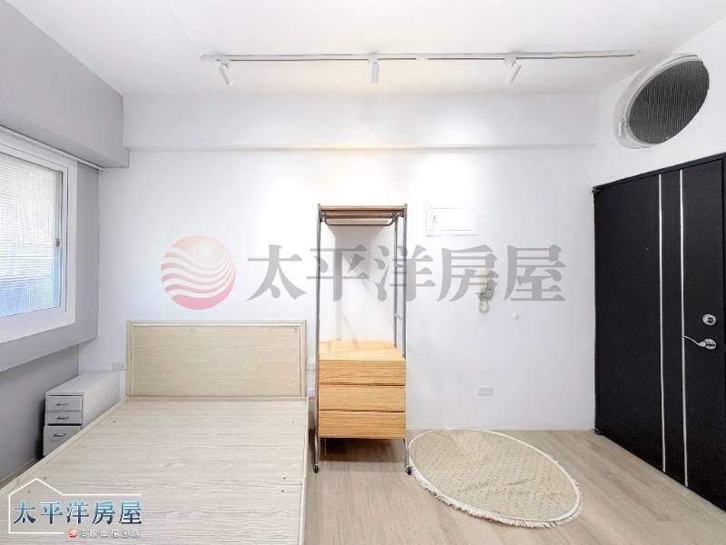 專●東區LaLaport精裝電梯套房房屋室內格局與周邊環境