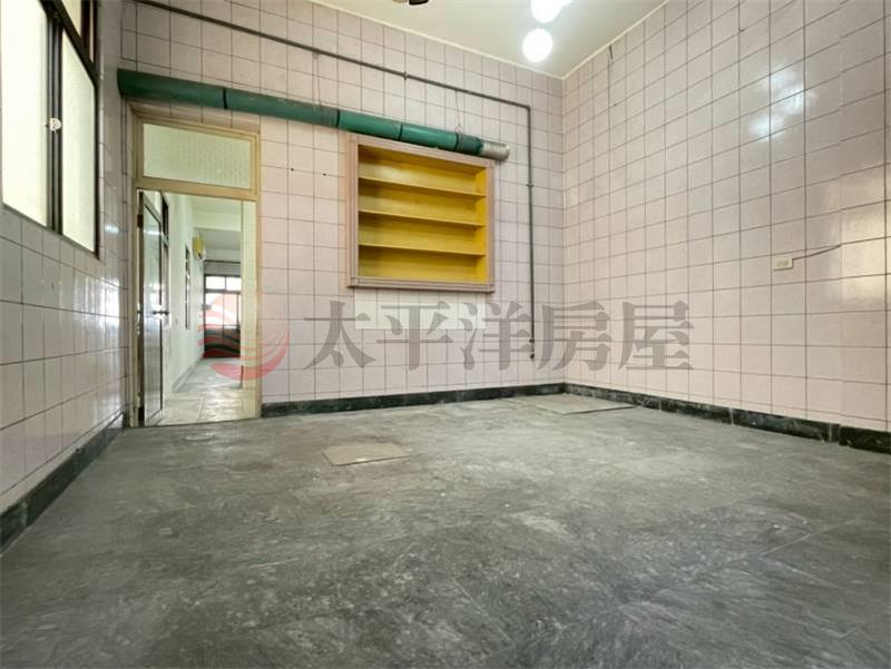 中山路商圈/臨路店住/邊間大透天房屋室內格局與周邊環境
