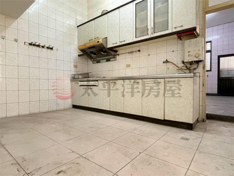 中山路商圈/臨路店住/邊間大透天房屋室內格局與周邊環境