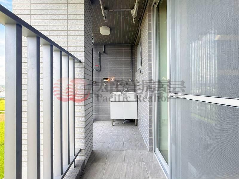 輕裝潢兩房獨立平車視野戶房屋室內格局與周邊環境