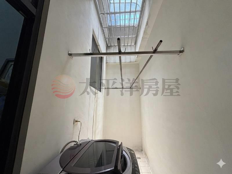沙鹿邊間三車美墅房屋室內格局與周邊環境