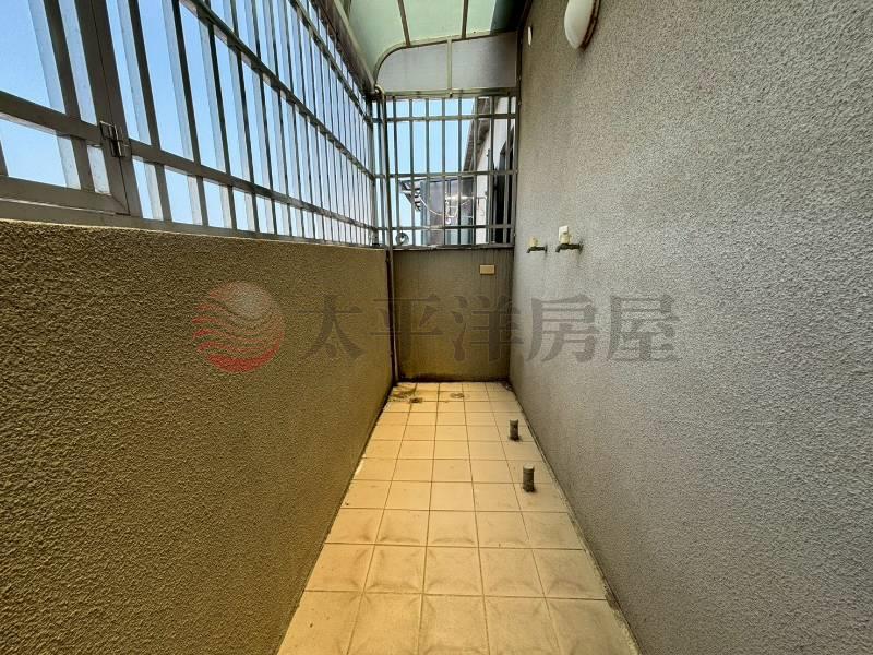 沙鹿邊間三車美墅房屋室內格局與周邊環境