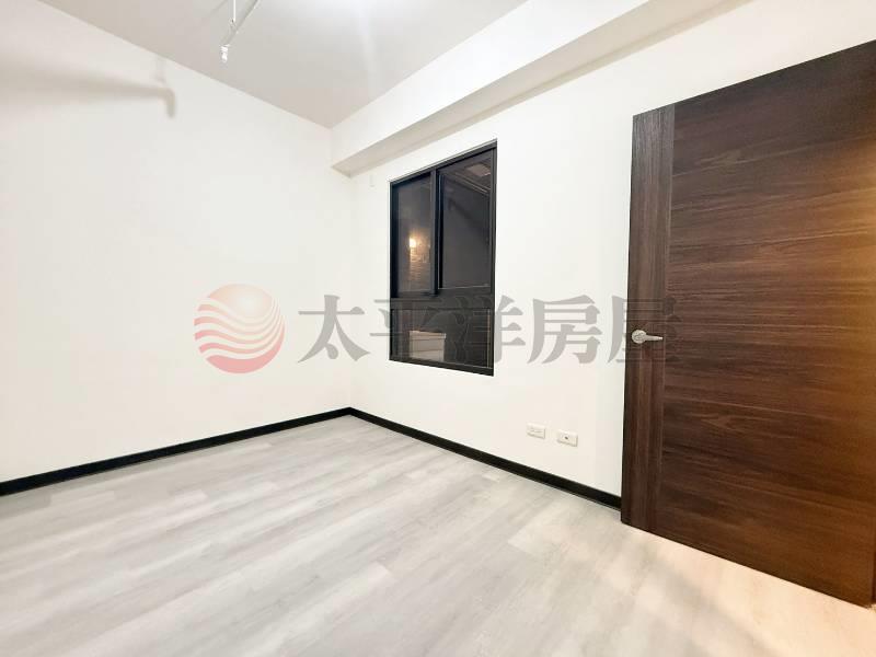 市鎮之櫻全新未住兩房平車房屋室內格局與周邊環境