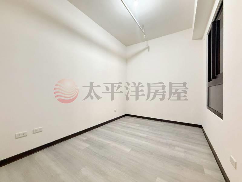 市鎮之櫻全新未住兩房平車房屋室內格局與周邊環境