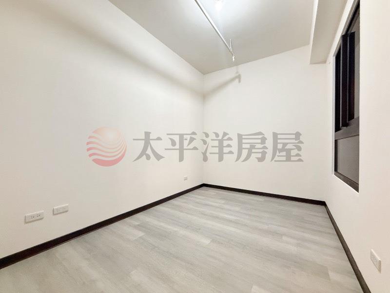 市鎮之櫻高樓層兩房平車房屋室內格局與周邊環境