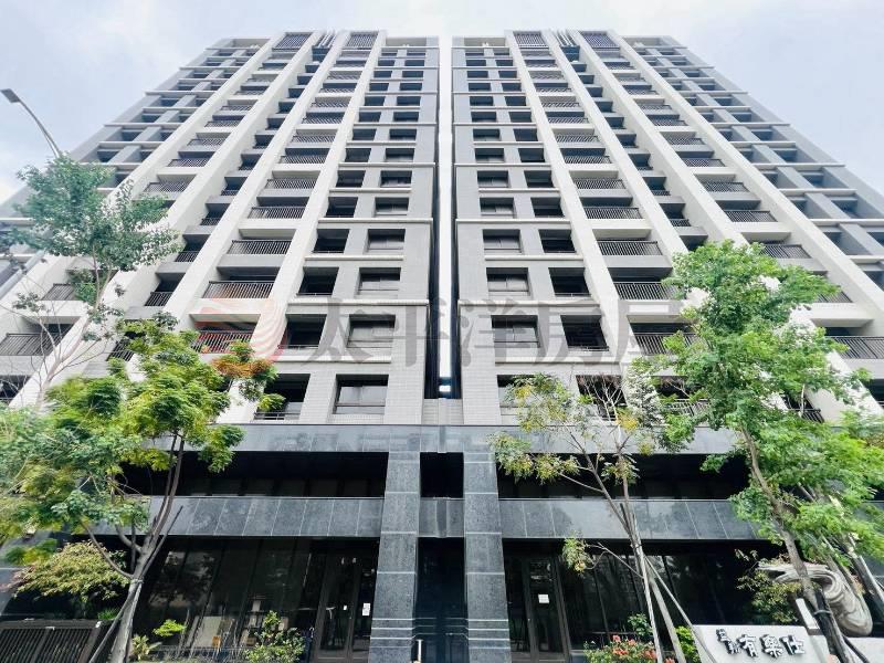 益翔有樂仕|無限視野高樓層|兩房含車房屋室內格局與周邊環境