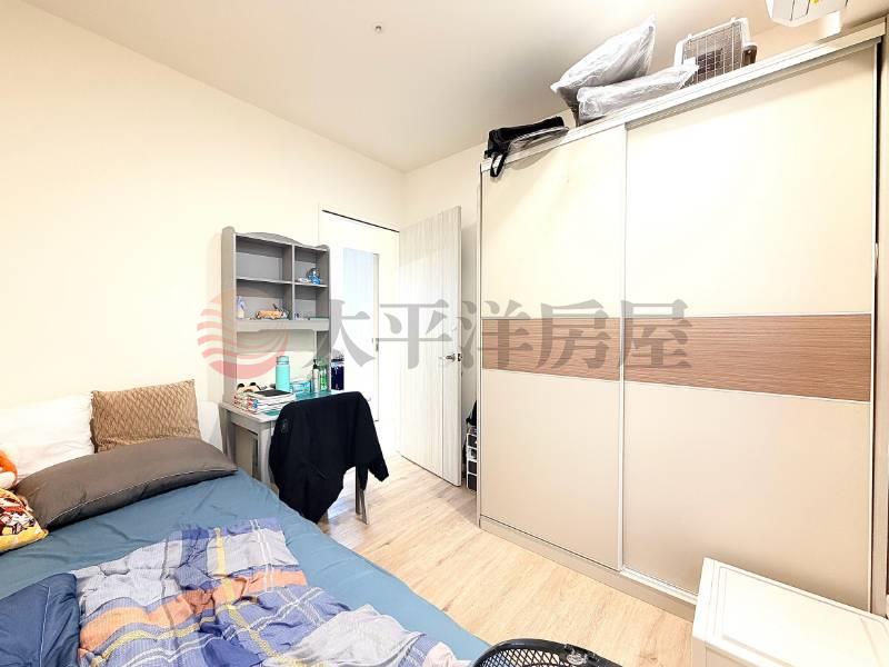 低於實登頂樓朝南裝潢三房平車房屋室內格局與周邊環境