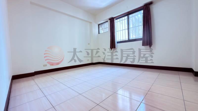 清水臨路透天美別墅房屋室內格局與周邊環境