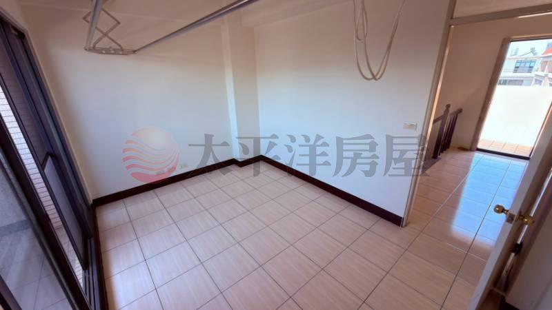 清水臨路透天美別墅房屋室內格局與周邊環境