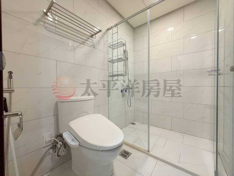 聯悦臻精裝高樓朝南三房平車房屋室內格局與周邊環境
