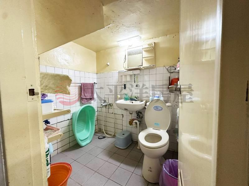 后里成功路稀有二樓半透天房屋室內格局與周邊環境