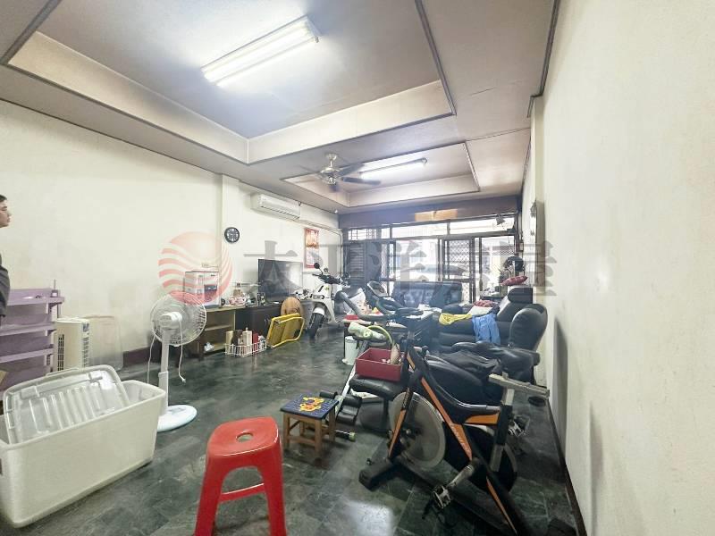 后里成功路稀有二樓半透天房屋室內格局與周邊環境