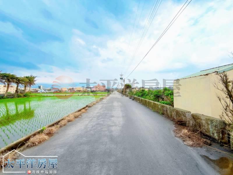 大甲●臨路超俗農地房屋室內格局與周邊環境