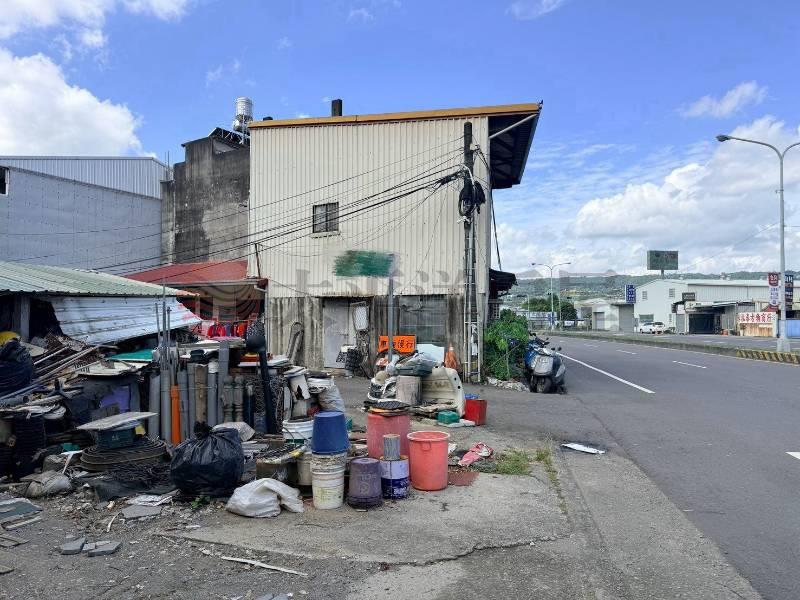 草屯正草溪路臨路土地房屋室內格局與周邊環境