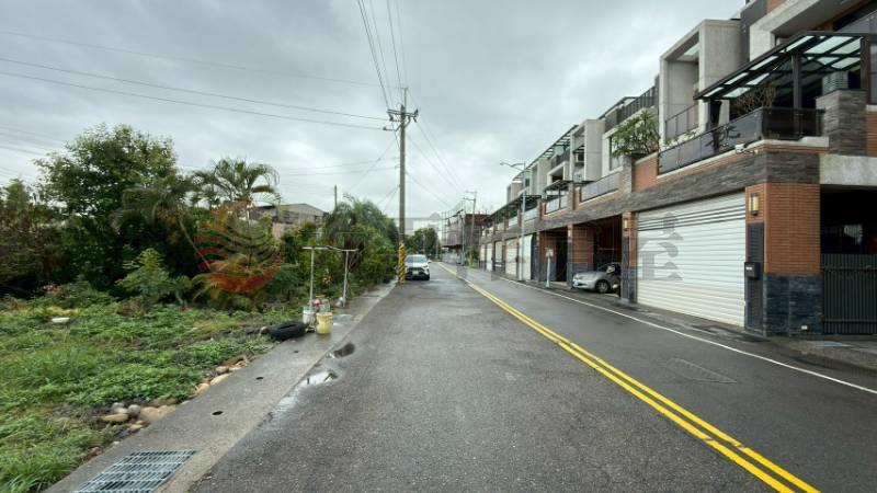 清水臨路角地(住四建地)房屋室內格局與周邊環境