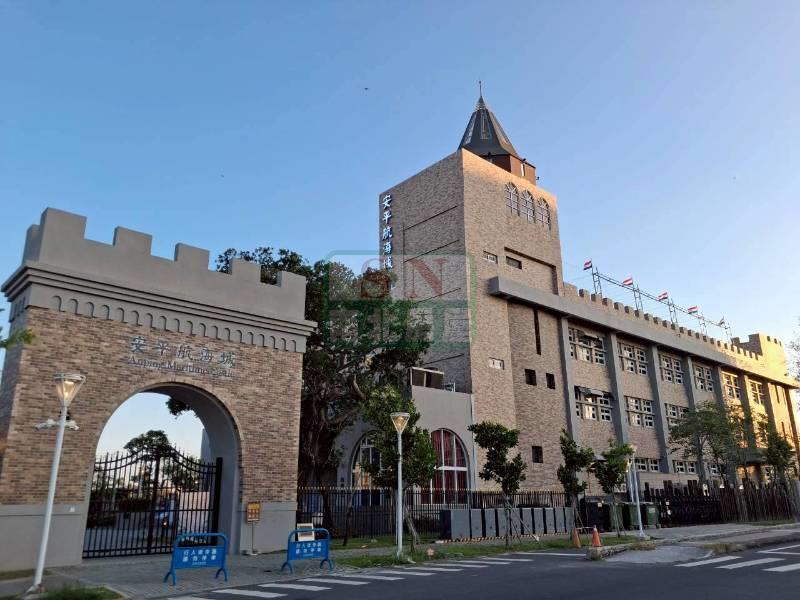 近安平港建地