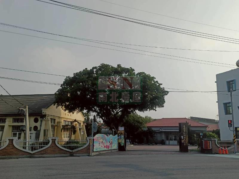 鹽水歡雅國小大面寬農地