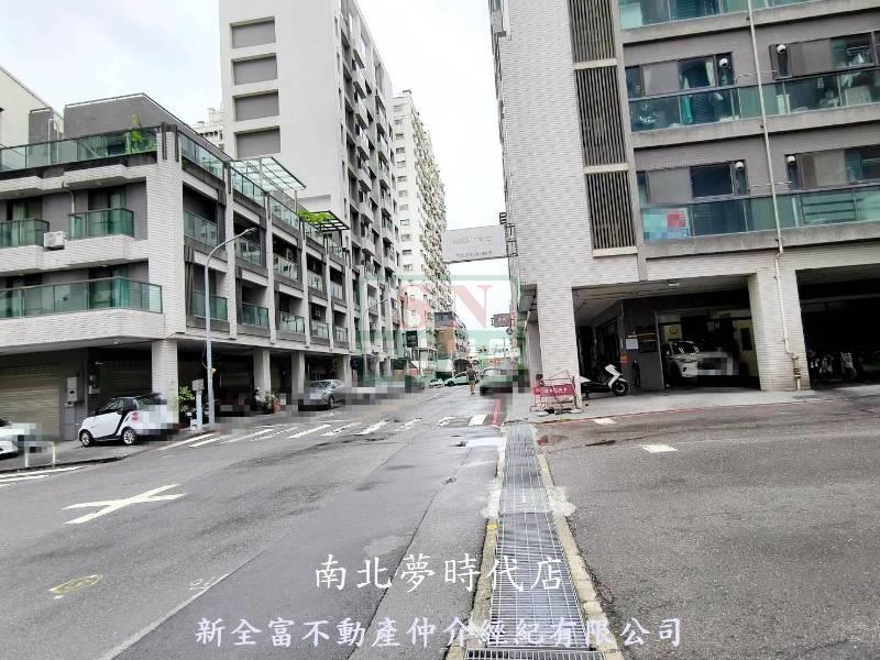 專★復國Ｈ會館１＋２樓金店面