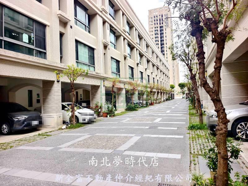 低總價ＬＭ陽光二路超美大雙車墅