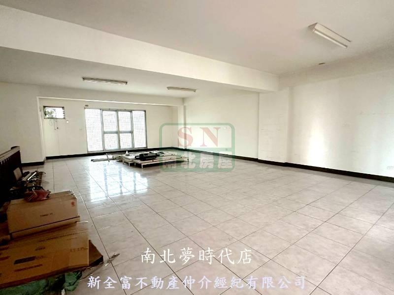 復華大面寬商業區透天店住