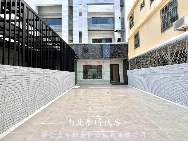 學甲－東陽國小全新面寬美車墅５