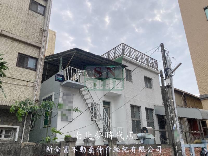 進台南火車站青年路文創透天店住