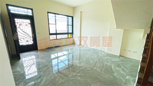 烏日全新電梯別墅(A)~兩戶可選