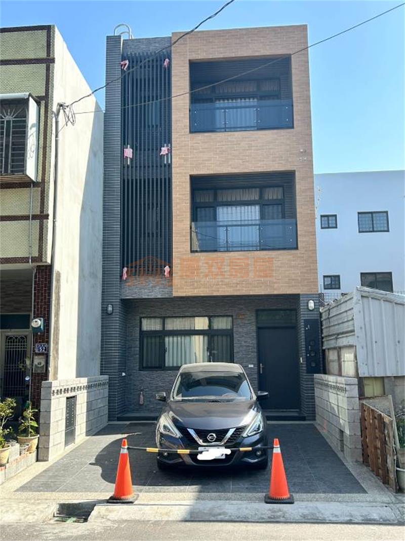 芳苑警局旁雙車位別墅