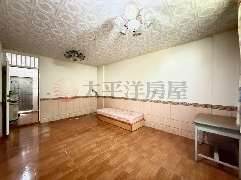 北斗朝南別墅+建地房屋室內格局與周邊環境