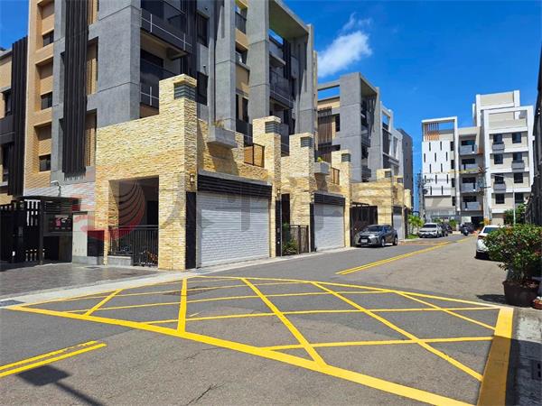 臨路9米5面寬雙車電梯別墅房屋室內格局與周邊環境