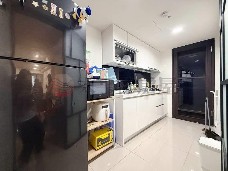 晴灣精裝大三房平車房屋室內格局與周邊環境