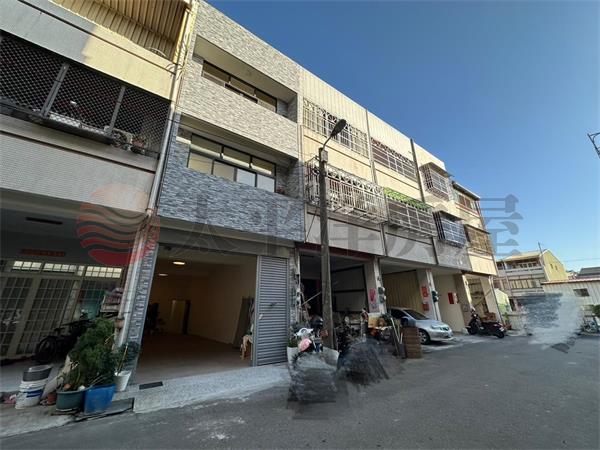 全新整理公所旁雙車位透天