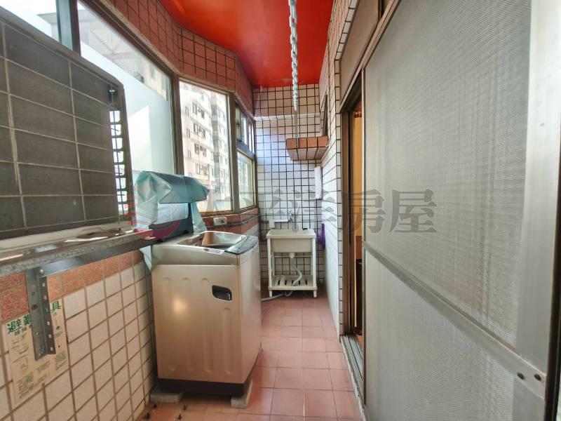 東海商圈臨路大店套房屋室內格局與周邊環境